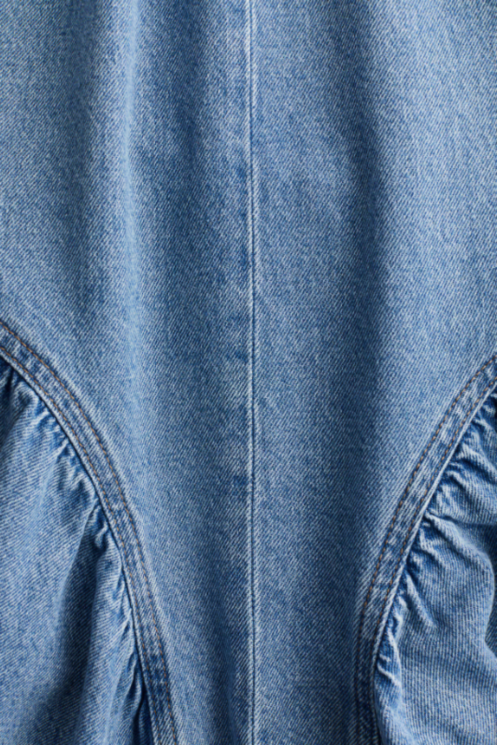 Robe en denim à dos ouvert