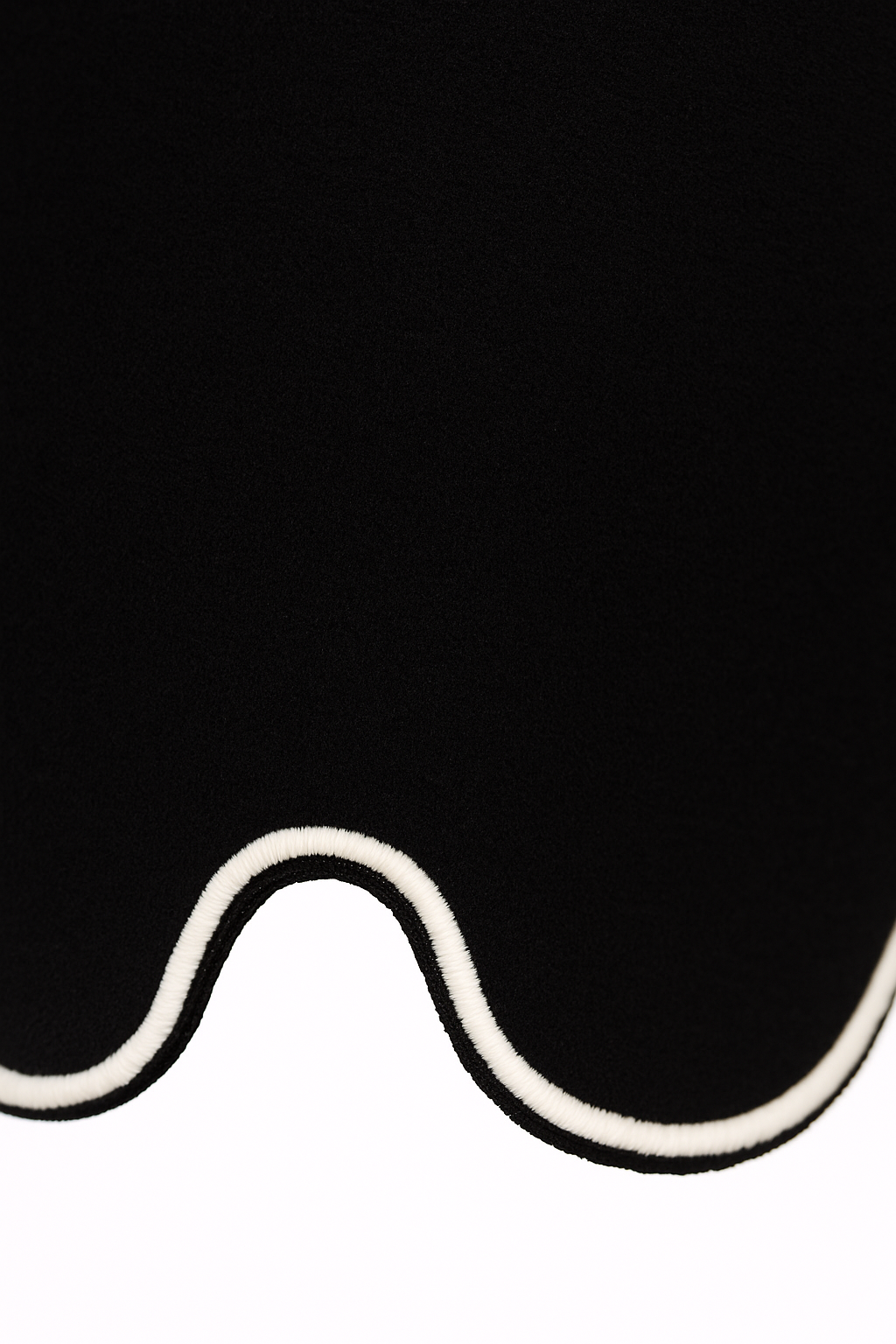 Petite Robe Noire Côtelée
