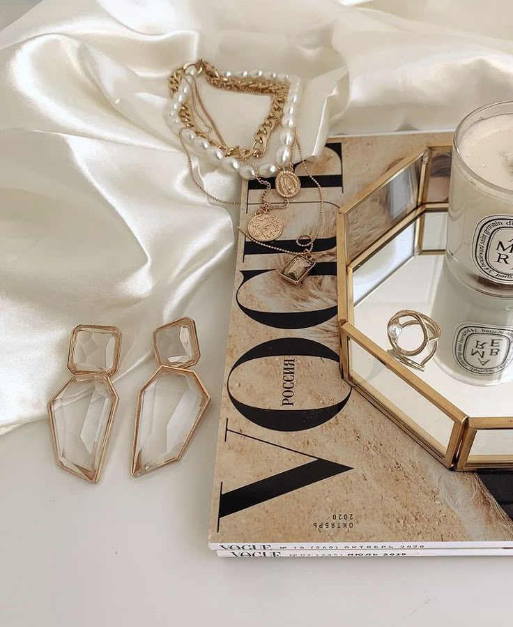 Accessoires - Joly Period