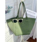 {{ product.title }} – Photo du produit Joly Period